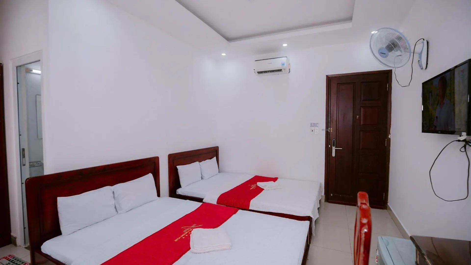 Nam Phuong Hotel فونج تاو